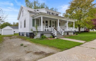 /international/us/208-1st-street-oconto-wi-110102476492/