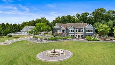/international/us/600-city-hill-road-torrey-ny-110100591226/