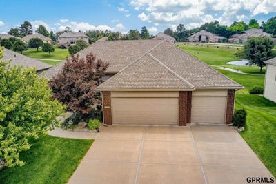 /international/us/5503-north-166th-street-omaha-ne-110101117921/