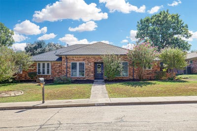 /international/us/1910-middle-glen-drive-carrollton-tx-110120461804/