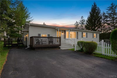 /international/us/24-saint-anthony-street-auburn-ny-110107489850/