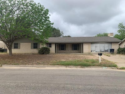 /international/us/2019-renee-dr-eagle-pass-tx-110107005621/