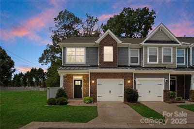 /international/us/1022-moffatt-lane-matthews-nc-110101136978/?lang=en