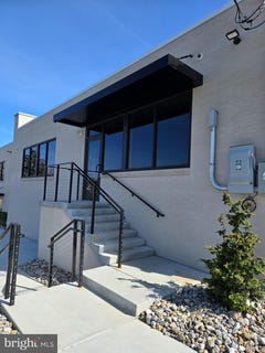/international/us/601-n-main-street-n-glassboro-nj-110107280861/