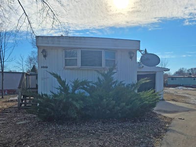 /international/us/604a-w-8th-st-storm-lake-ia-110104637006/