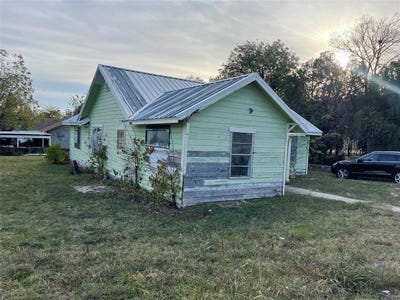 /international/us/801-w-belknap-street-jacksboro-tx-110103394125/
