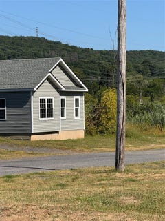 /international/us/11559-state-route-9w-coxsackie-ny-110101124598/
