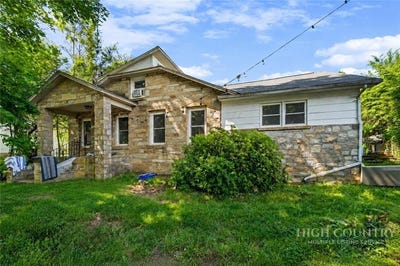 /international/us/304-old-bristol-road-boone-nc-110108383166/