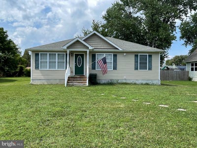 /international/us/106-bonnie-drive-colonial-beach-va-110107684731/