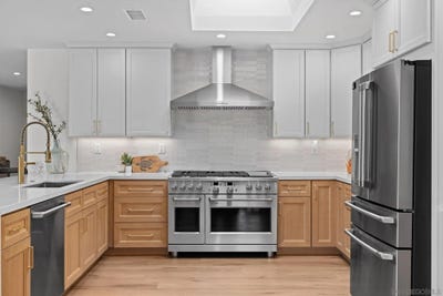 /international/us/2686-via-viejas-alpine-ca-110100814622/