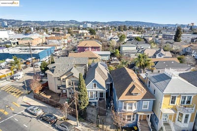/international/us/2524-market-st-oakland-ca-110097667082/