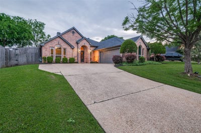 /international/us/1021-muirfield-drive-mansfield-tx-110107896375/