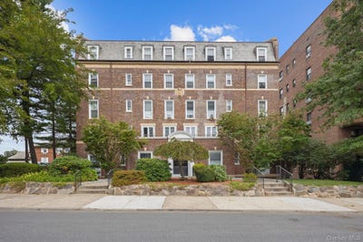 /international/us/208-centre-ave-new-rochelle-ny-110110178164/