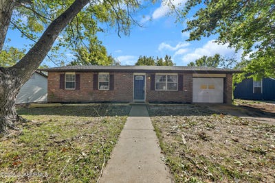 /international/us/5305-bagnall-drive-jefferson-city-mo-110103135088/