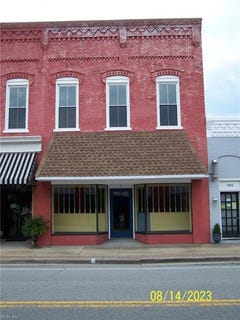 /international/us/103-n-main-street-franklin-va-110086399489/