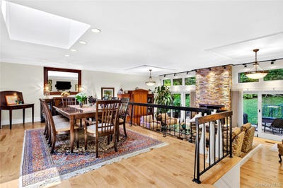 /international/us/20-fox-ridge-roslyn-ny-110108884083/