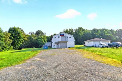 /international/us/924-reservoir-st-mount-pleasant-pa-110119386835/