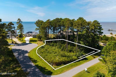 /international/us/101-captains-way-lot-135-powells-point-nc-110104260533/