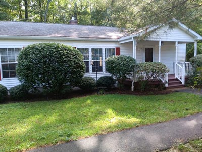 /international/us/711-blueberry-circle-middleborough-ma-110110318753/