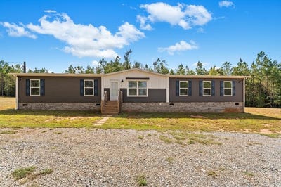 /international/us/261-fox-rd-abbeville-sc-110119946751/