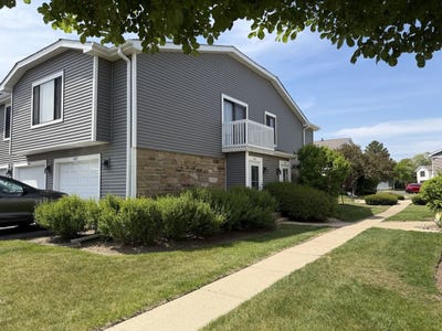 /international/us/422-buchanan-court-vernon-hills-il-110108503987/