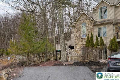 /international/us/7-wildbriar-court-kidder-twp-pa-110106696042/