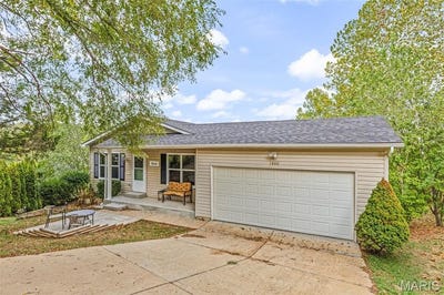 /international/us/1860-deer-creek-drive-de-soto-mo-110120452747/