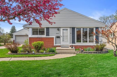 /international/us/3645-s-75th-st-milwaukee-wi-110108015615/