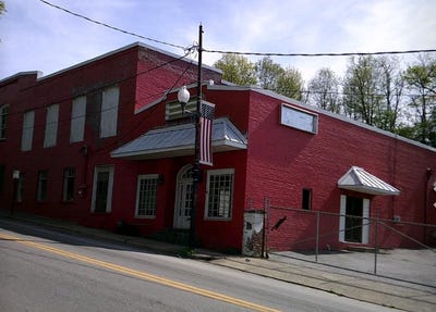 /international/us/408-n-main-st-danville-va-110098642836/