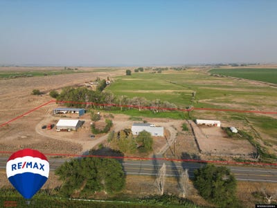/international/us/789-eight-mile-road-riverton-wy-110109726409/