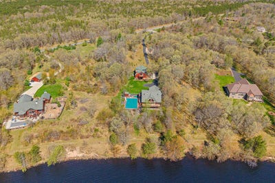 /international/us/w4895-big-bay-road-necedah-wi-110099408926/?lang=en