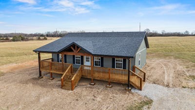 /international/us/110-s-crossway-road-marshfield-mo-110107818739/