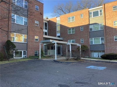 /international/us/53-wolcott-hill-road-wethersfield-ct-110108588340/