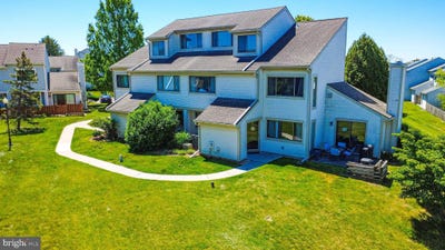 /international/us/705-freedom-circle-harleysville-pa-110108572694/