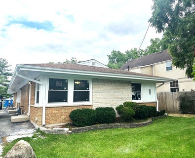 /international/us/423-westmore-meyers-road-lombard-il-110108356600/