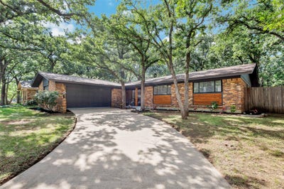 /international/us/612-circleview-drive-s-hurst-tx-110104534644/