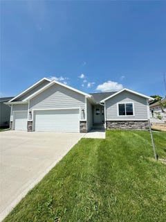 /international/us/519-meadows-court-polk-city-ia-110101064083/?lang=en