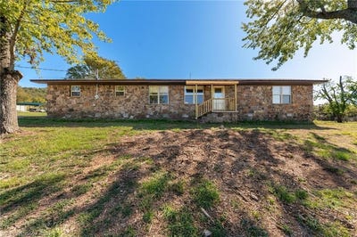 /international/us/724-sycamore-st-mountainburg-ar-110120516756/