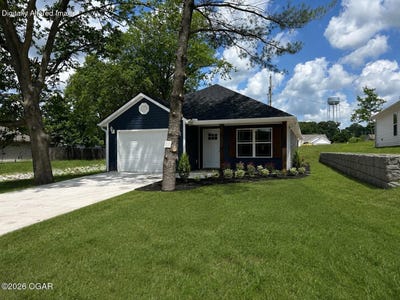 /international/us/707-n-tennessee-avenue-carterville-mo-110107895921/