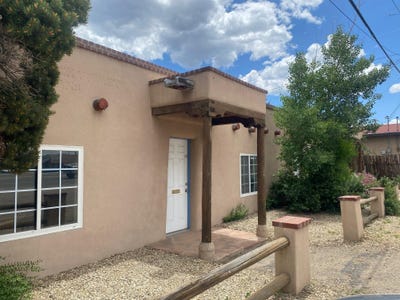 /international/us/707-paseo-del-pueblo-sur-taos-nm-110105260888/