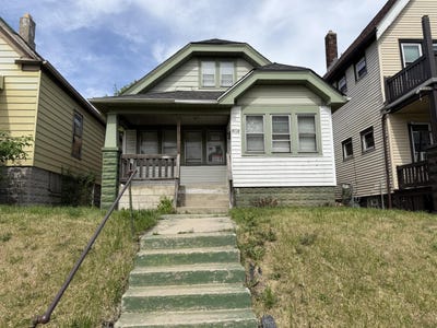 /international/us/3357-n-20th-st-milwaukee-wi-110108617647/?lang=pt