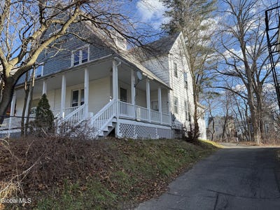 /international/us/29-s-pine-avenue-albany-ny-110106301793/