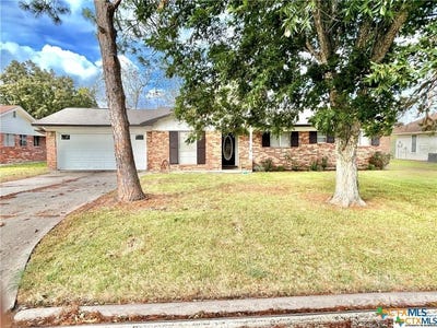 /international/us/615-jackson-street-edna-tx-110097823229/