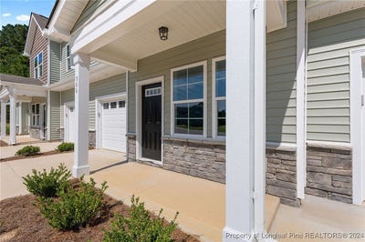 /international/us/966-kensington-park-road-fayetteville-nc-110090742182/