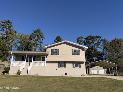 /international/us/808-valley-st-seymour-tn-110120721612/