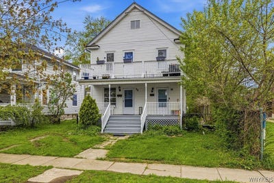 /international/us/86-high-street-angola-ny-110109749967/