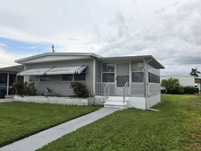 /international/us/305-49th-ave-dr-west-bradenton-fl-110102359675/
