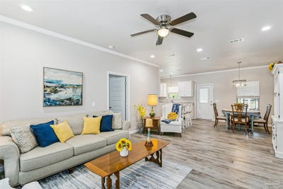 /international/us/6199-old-hickory-rd-crestview-fl-110108467226/