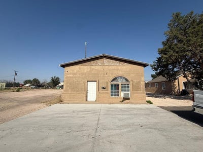/international/us/501-n-main-monahans-tx-110104817893/