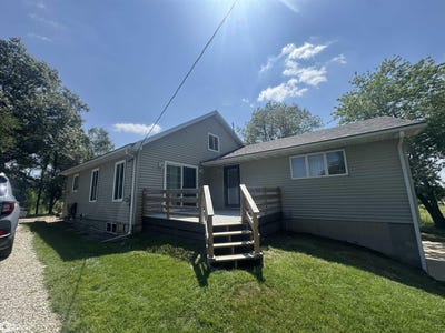 /international/us/9232-dahlonega-road-ottumwa-ia-110100974556/